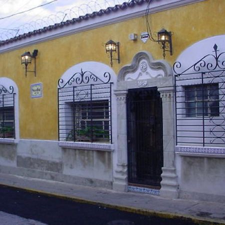 Posada Belen Museo Inn Гватемала Экстерьер фото
