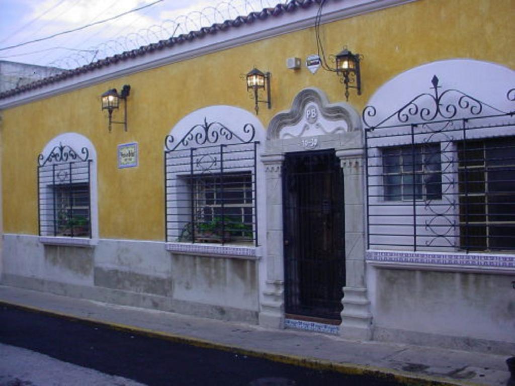 Posada Belen Museo Inn Гватемала Экстерьер фото