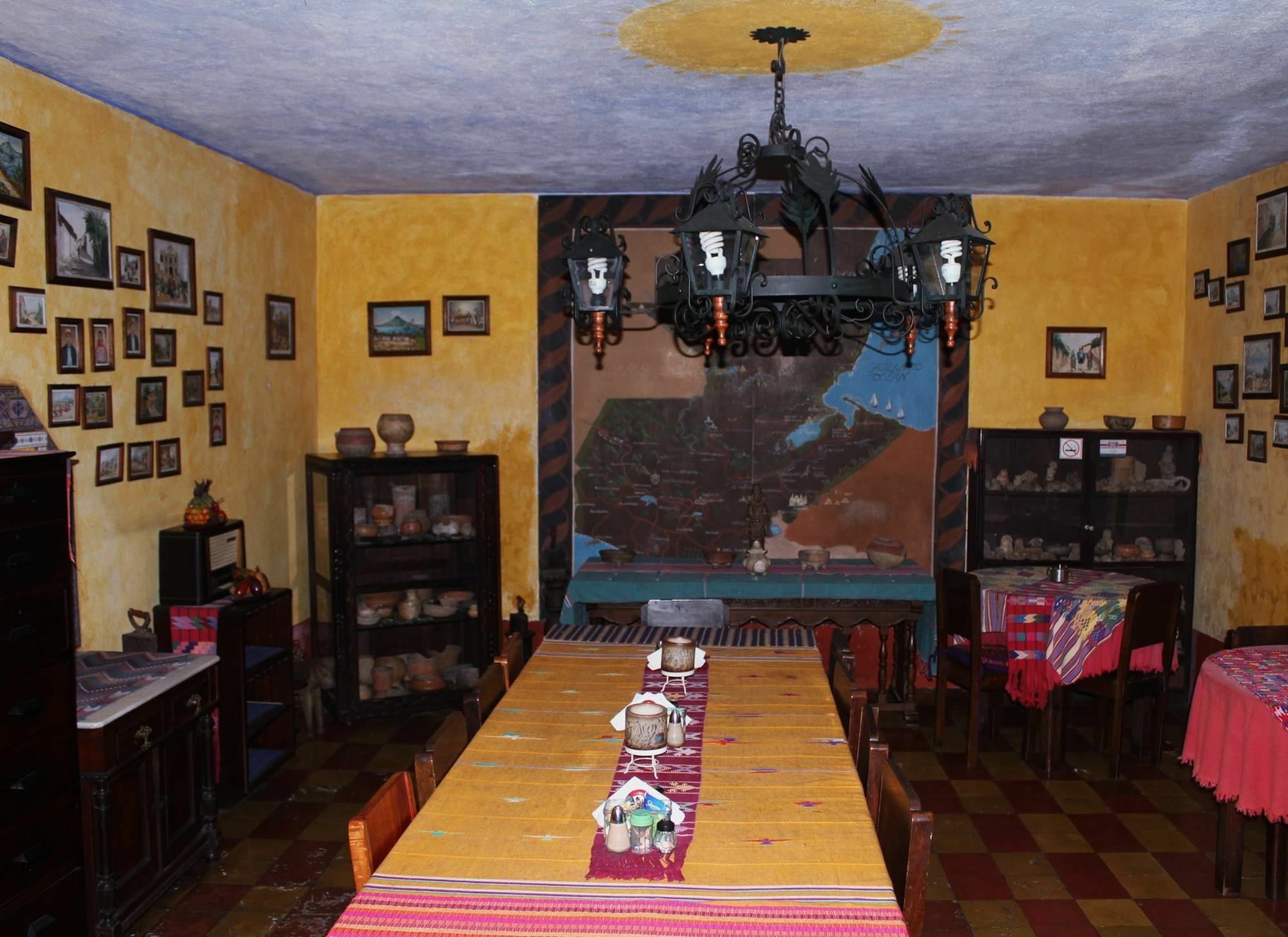 Posada Belen Museo Inn Гватемала Экстерьер фото